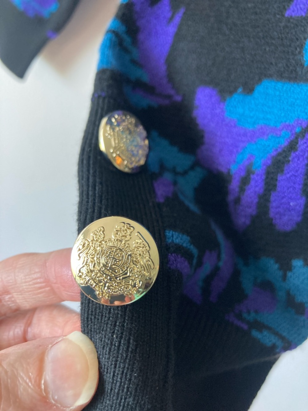 Rafaella crewneck sweater retro abstract print gold tone retro button accents 3X - Picture 6 of 17